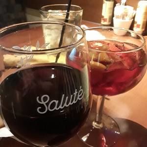 Meet your Posher, Dennis